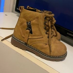 Toddler boy boots